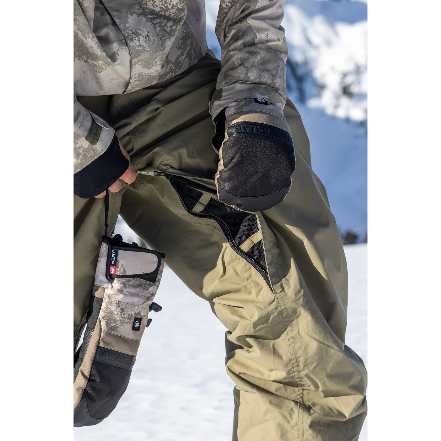 686 Mens GORE-TEX Dojo Shell Pant