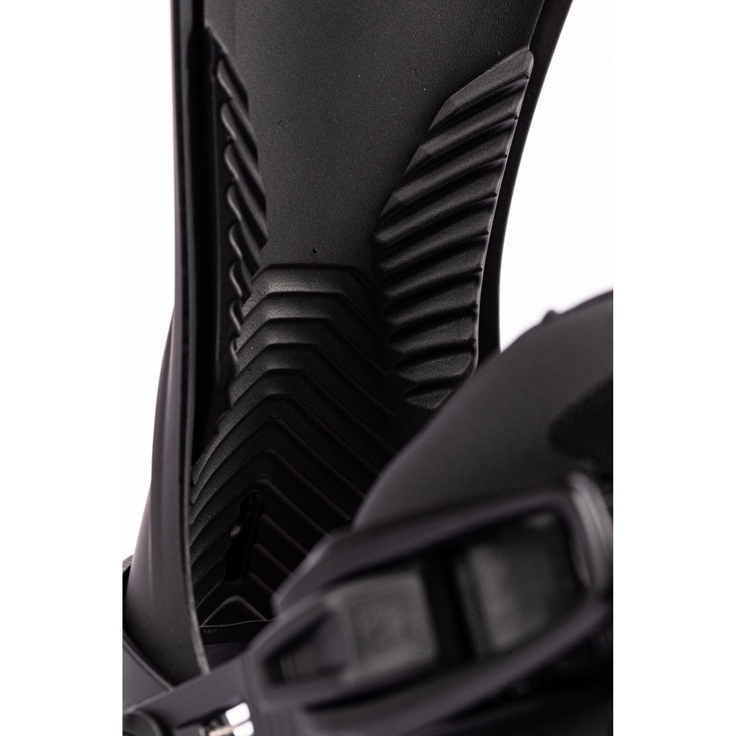 Nitro Phantom+ Bindings 2027 detail - ULTRA BLACK