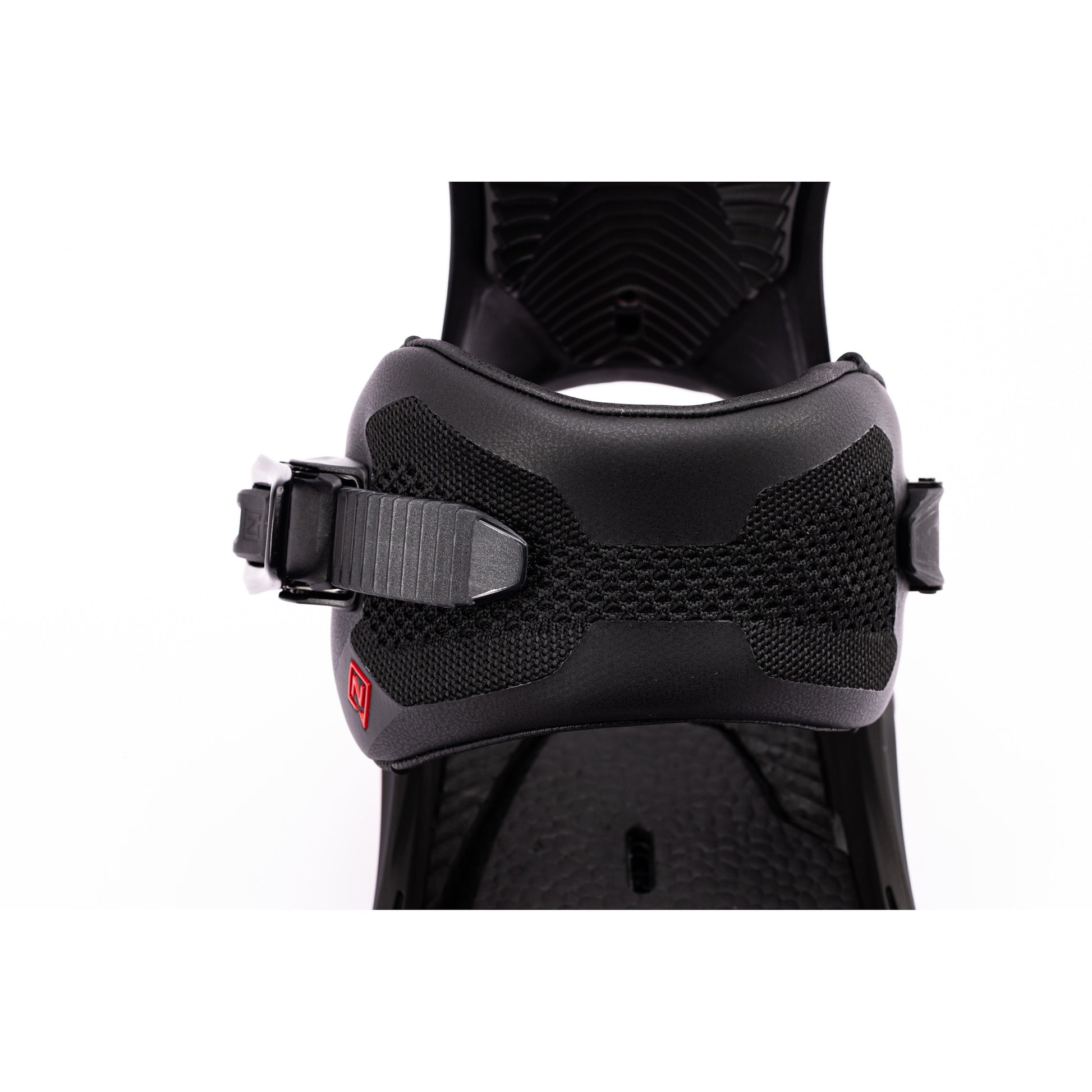 Nitro Phantom+ Bindings 2027 detail - ULTRA BLACK