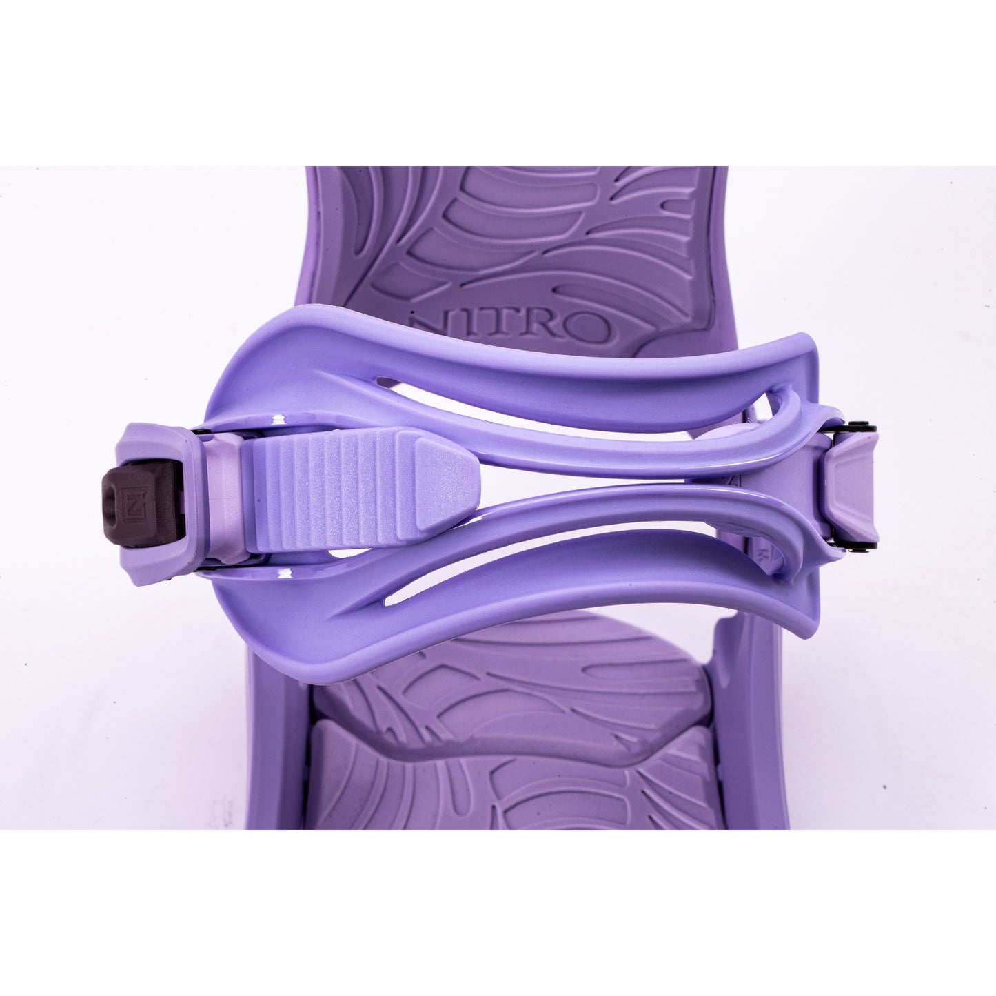 Nitro Cosmic Bindings 2027 detail - LAVENDER