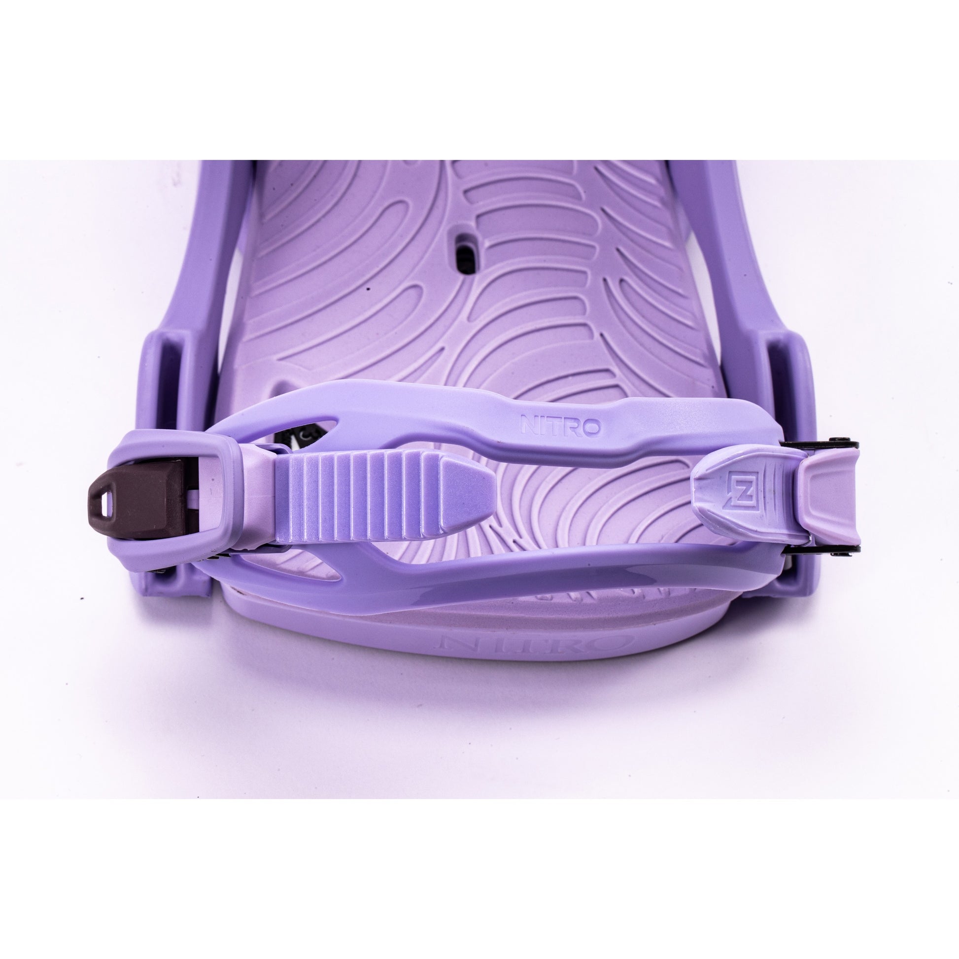 Nitro Cosmic Bindings 2027 detail - LAVENDER