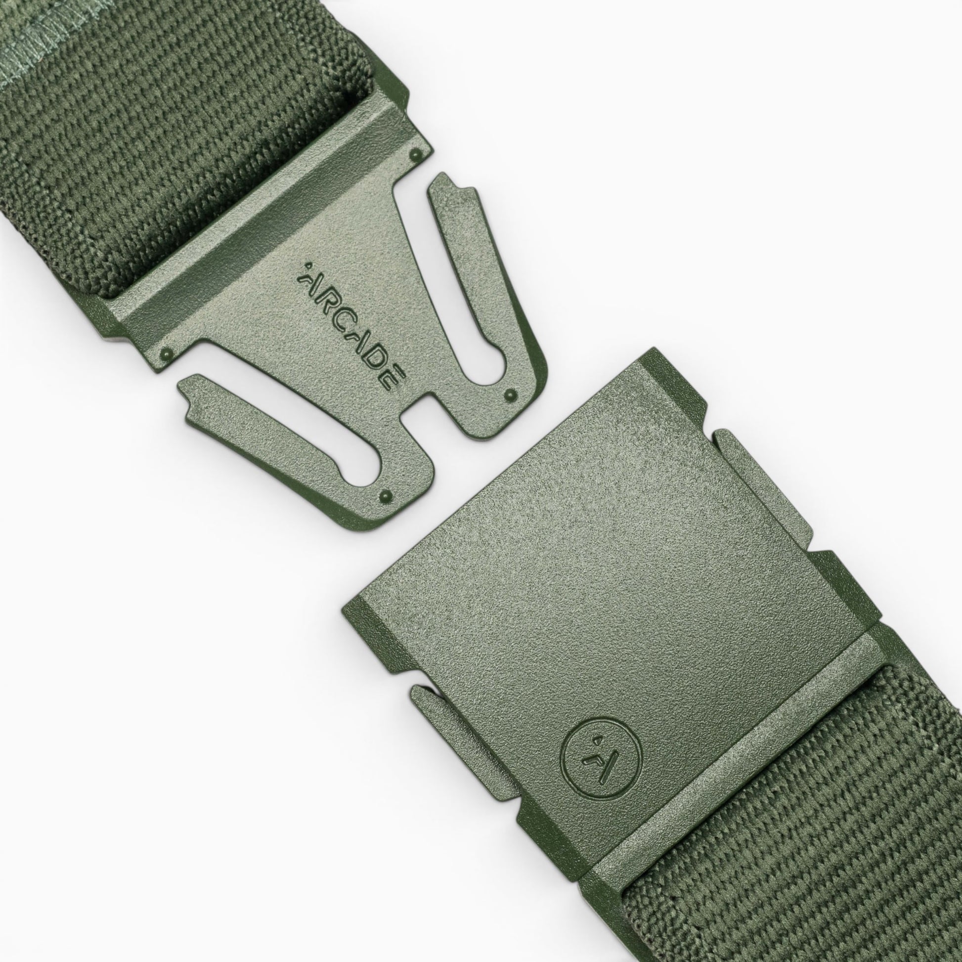 Arcade Atlas Belt in Forest — buckle, front