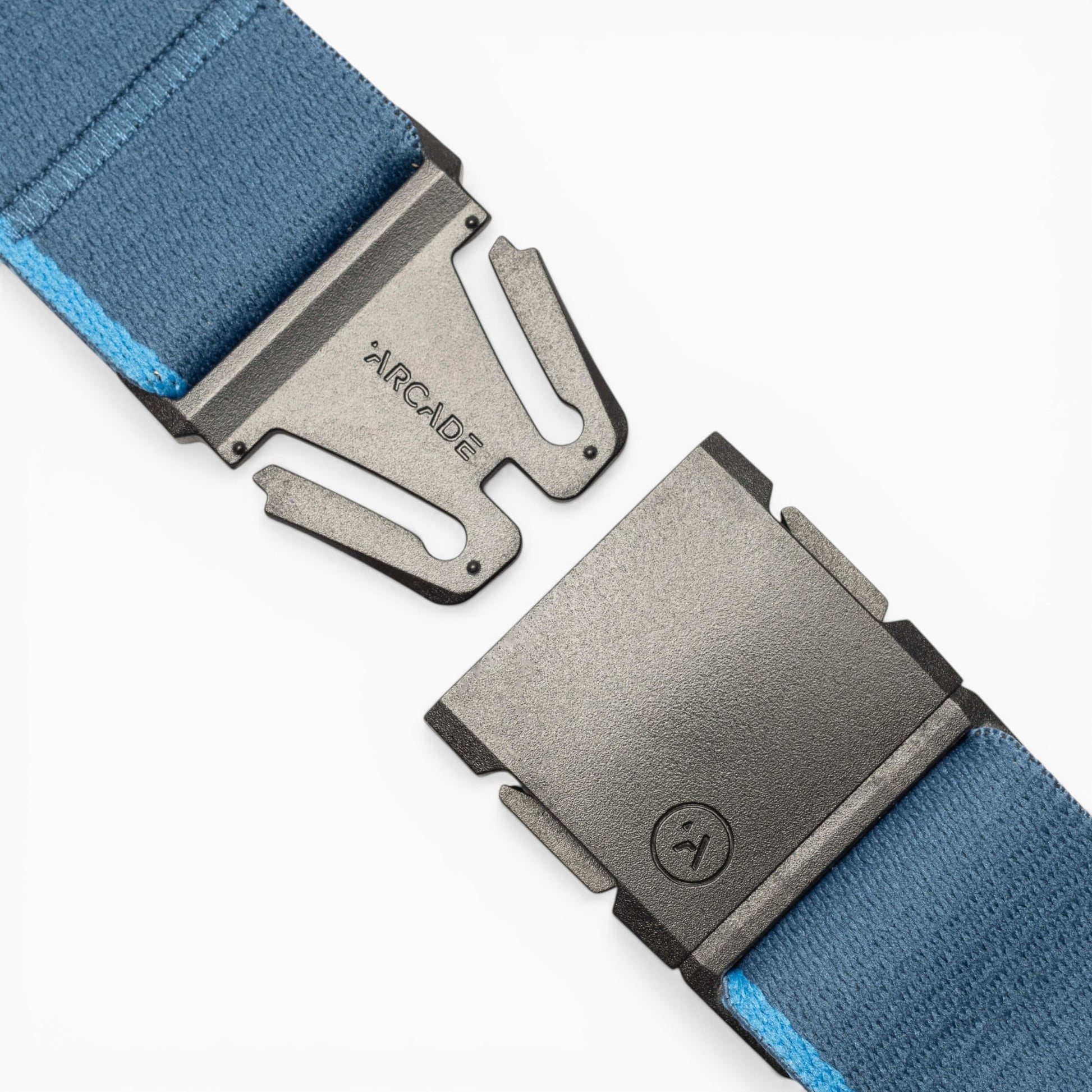 Arcade Blackwood Belt in Royal/Sand — buckle, front