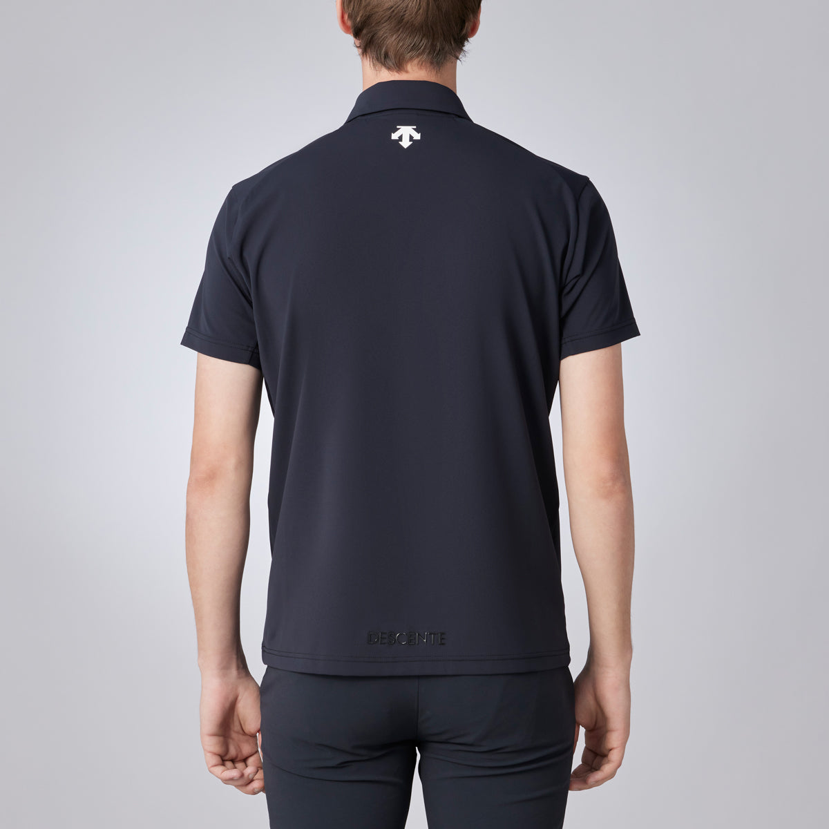 Descente Half-Zip Short-Sleeved Shirt