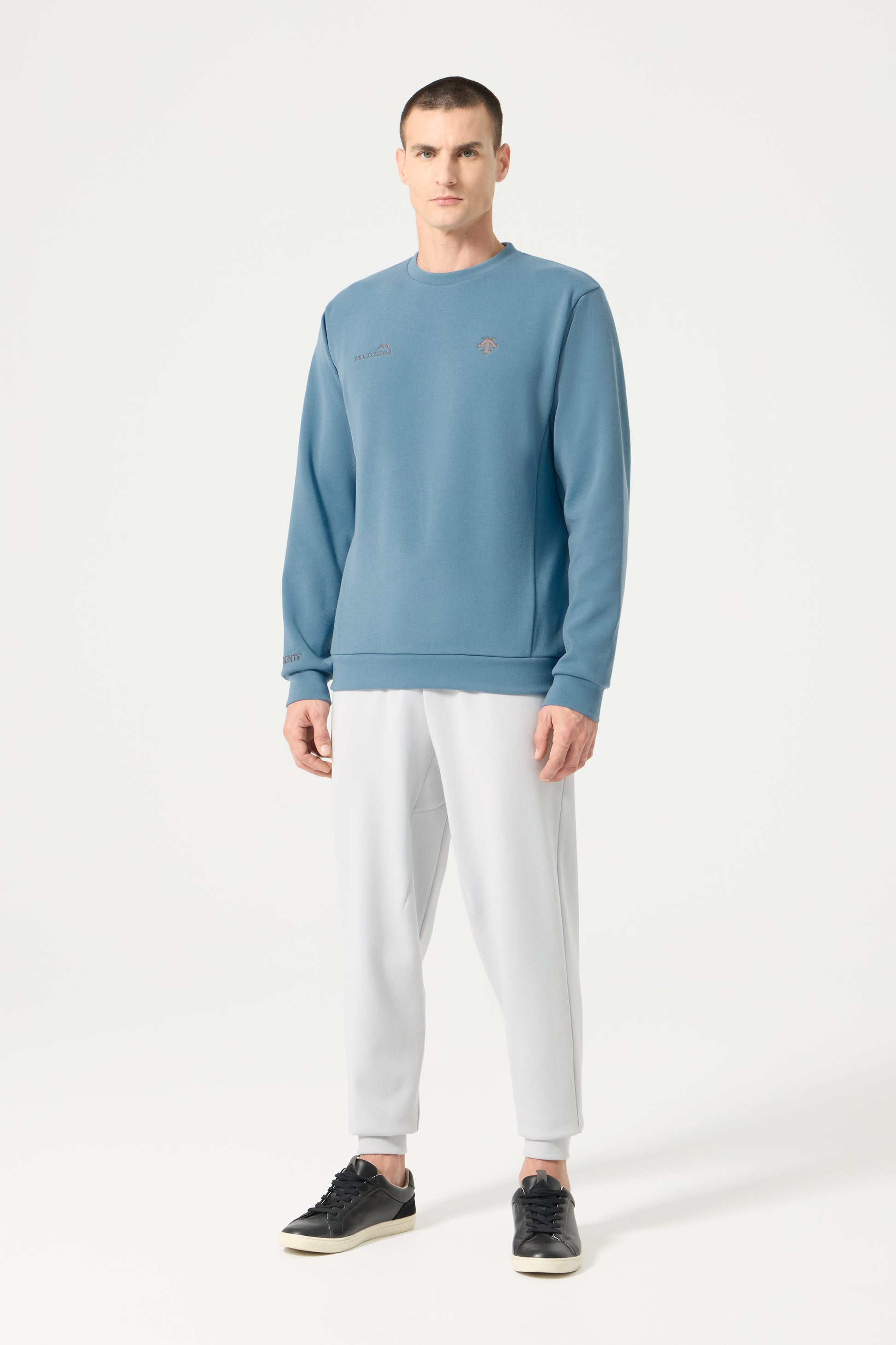 Descente Tech Sweat Shirt, Cloud Blue
